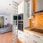 Vakantiehuis In With Pool & Garden
