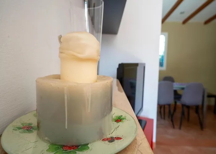 Cozy Retreat With Garden *