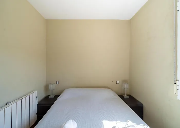 度假居 Cozy Retreat With Garden