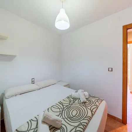 Cozy Retreat With Garden Denia