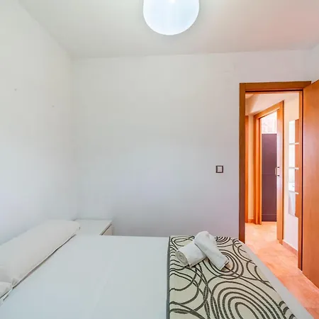 Cozy Retreat With Garden Denia