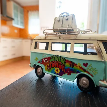 Cozy Retreat With Garden *